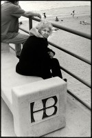 https://ed-templeton.com/files/gimgs/th-153_Old woman on bench HB pier.jpg